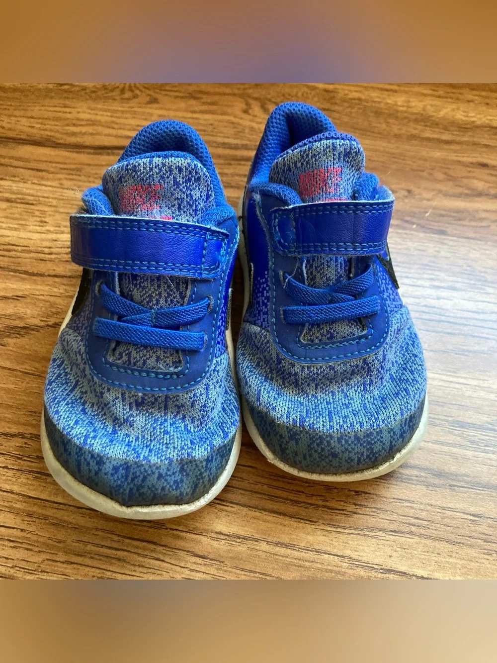 5/$15 Nike Toddler Blue Slip-On Sneakers 7